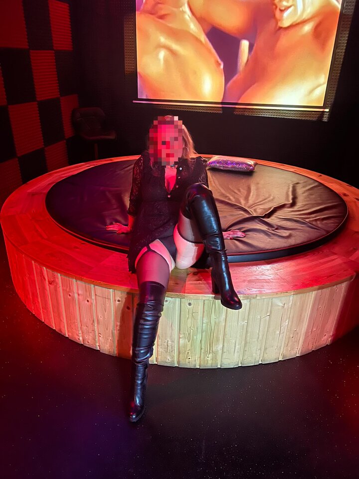 BD64A827-8F12-4CF8-99D5-16D23BBDC686.jpeg - Ulegla4m1k