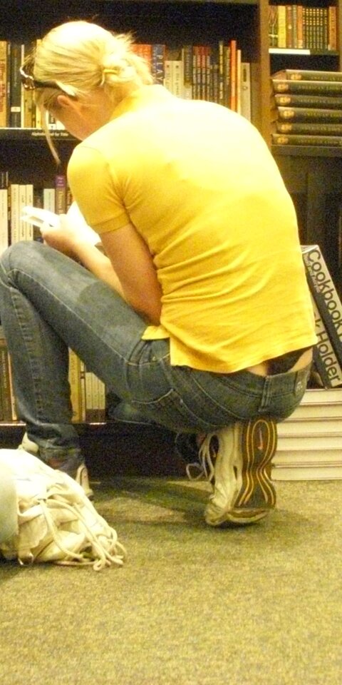 Screenshot_2023-02-28-04-33-22-878_com.simplemobiletools.gallery - Adi092