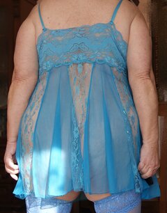 Nawet pończochy mam niebieskie