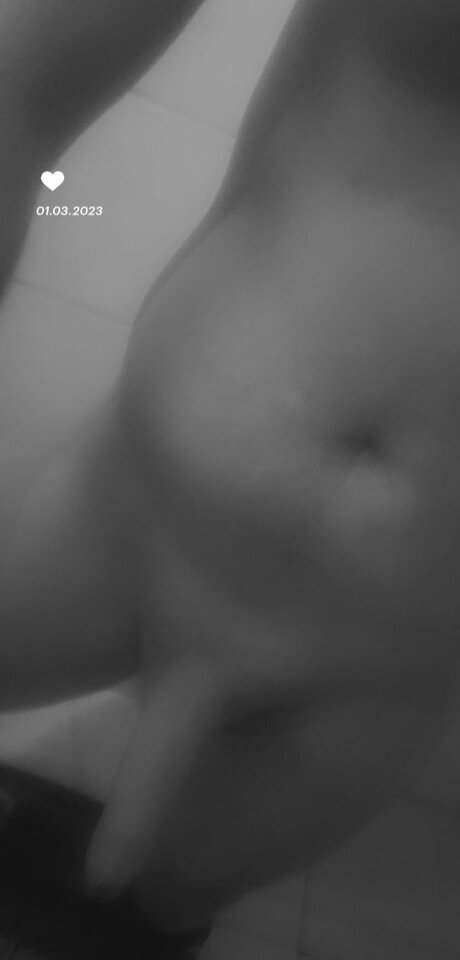 Snapchat-403952655.jpg - Mustfun