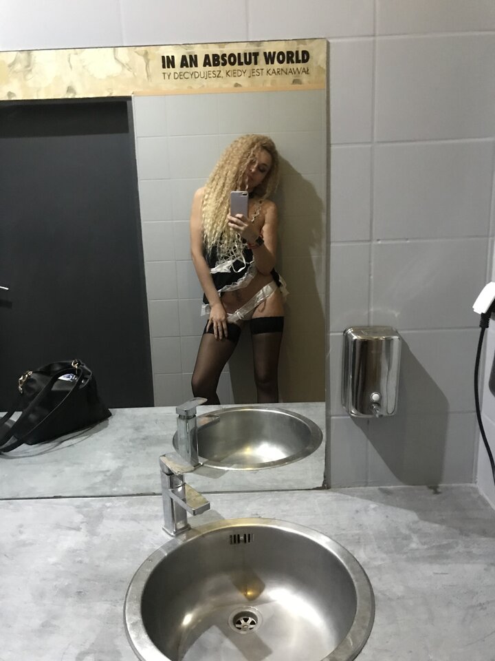 1D280527-2DC3-4D0F-903F-2D9C79867E84.jpeg - YourBlackAngel