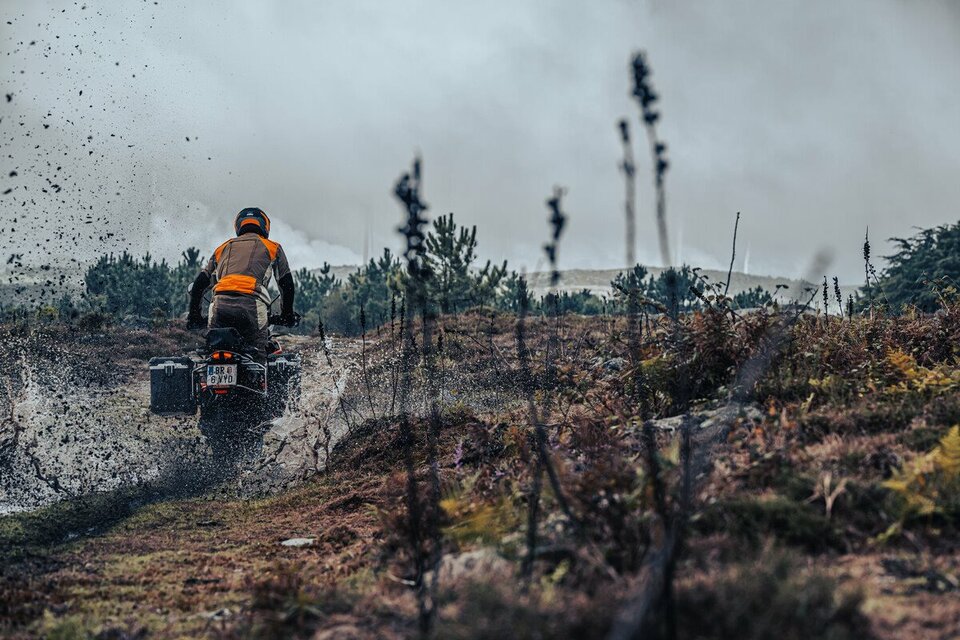 008-638053911716904404-ktm-890-adventure.jpg - Kinomaniakk