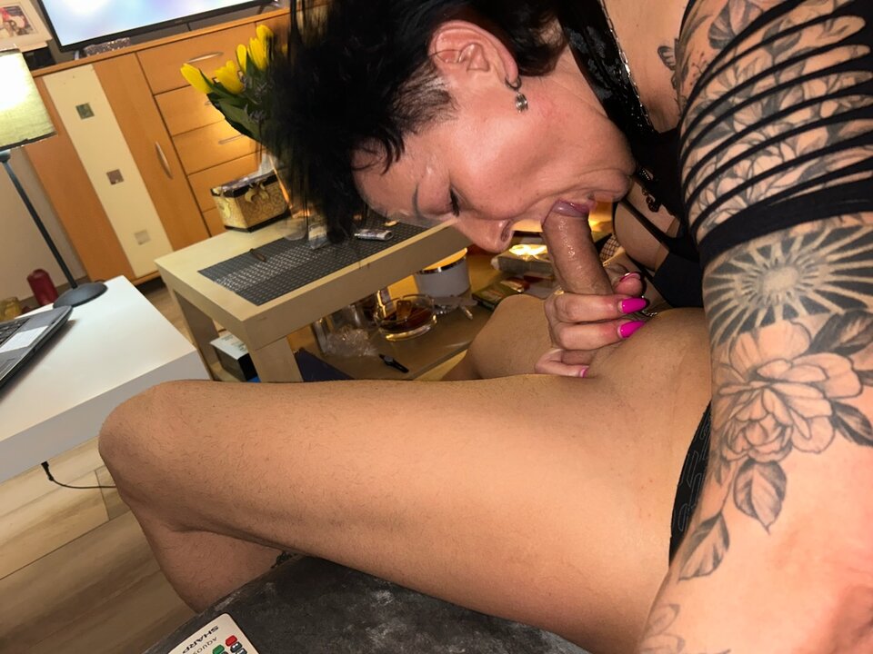 6E7CCDEF-EB78-4ADB-A4BB-272DF489BA46.jpeg - Sexocholicy3m