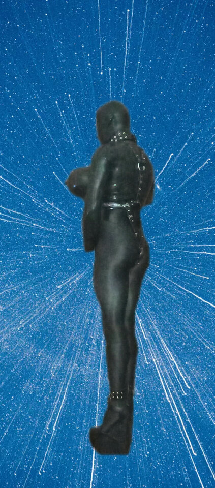 Lumii_20230128_144658915.jpg - latex_men_1977