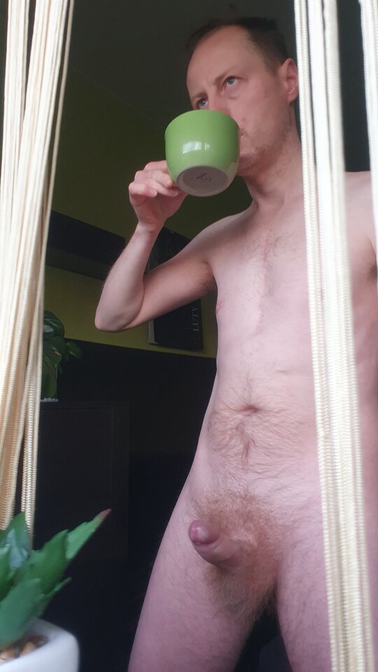 Point Blur_Mar062023_064254.jpg - piotrslawski1978