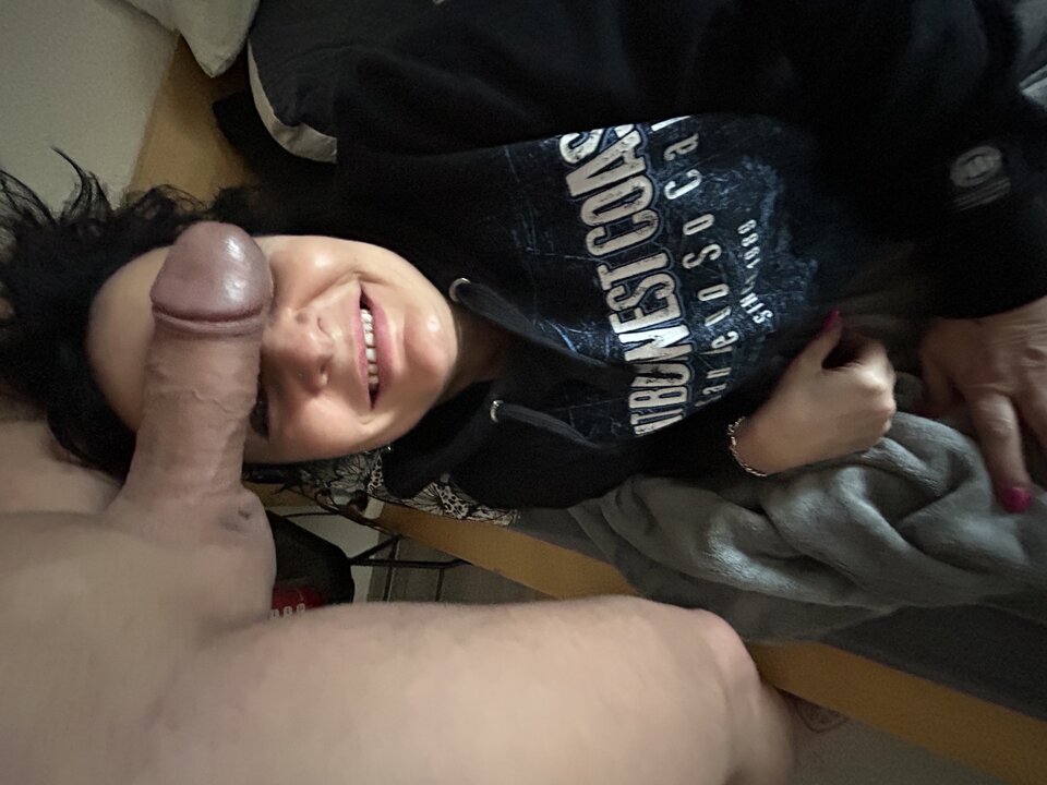 D0E0772B-4E77-4DEA-A742-3488E11F60A6.jpeg - Sexocholicy3m