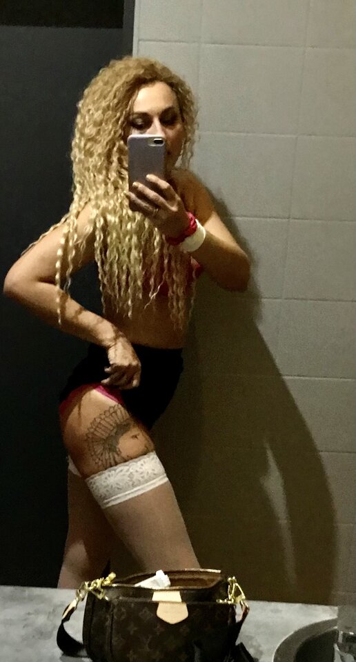 22D60459-65B7-42A7-95C9-8965B8506616.jpeg - YourBlackAngel