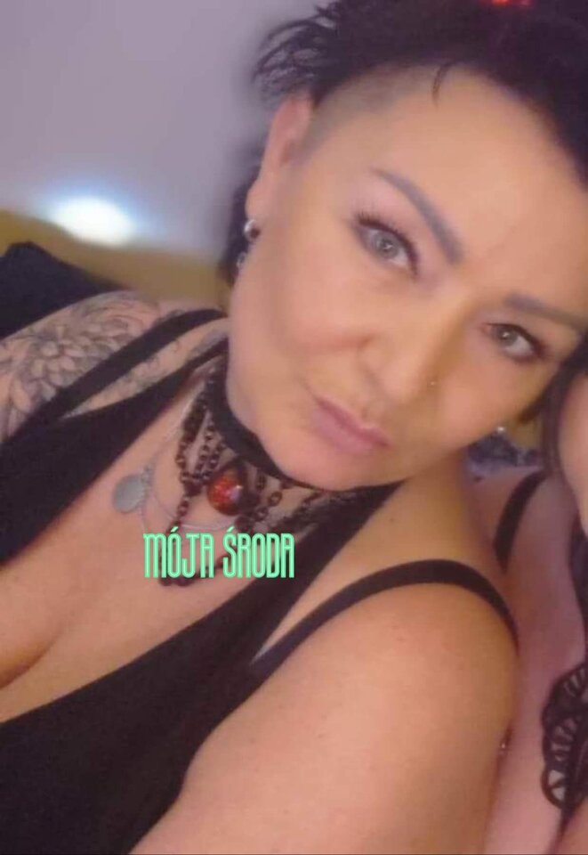 154E25F7-73C4-473F-85CE-8EFD775BF00A.jpeg - Sexocholicy3m