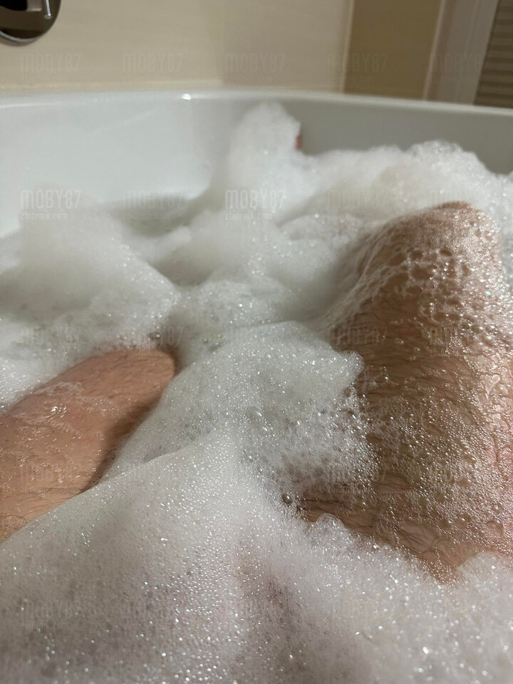 Siądziesz na przeciwko.... - Moby87