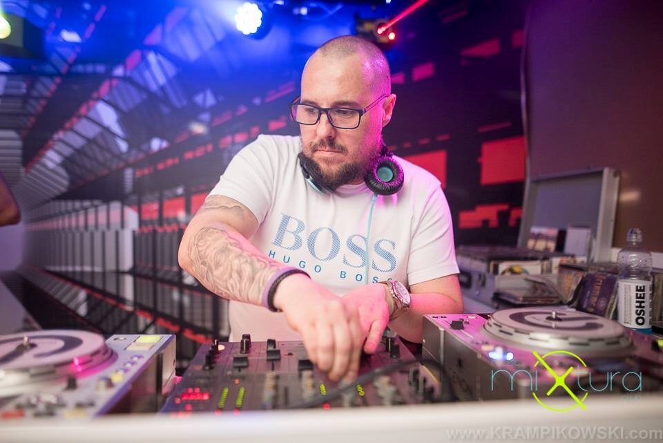Mixtura White Boss.jpg - Londoner1313