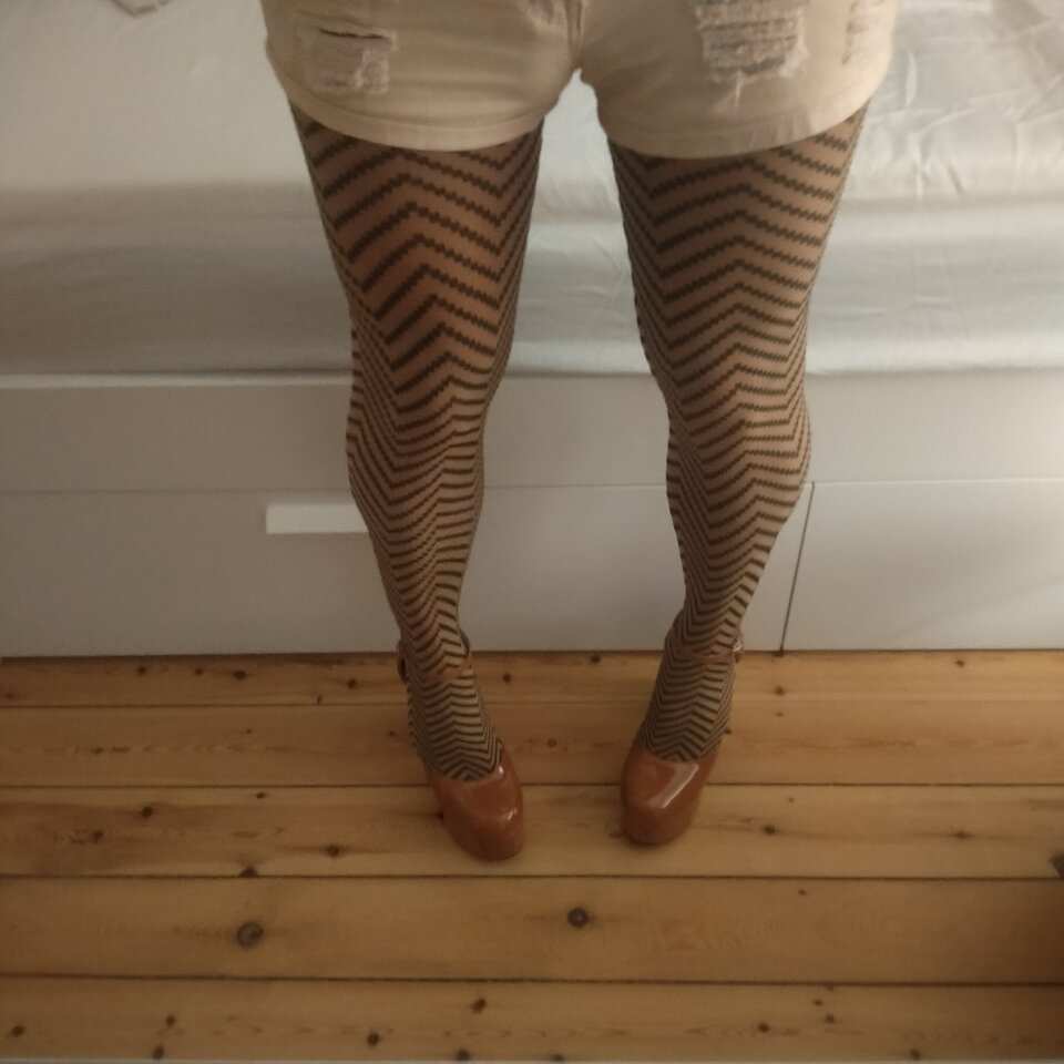 2022-12-11 07.50.56.jpg - MartinkaCross