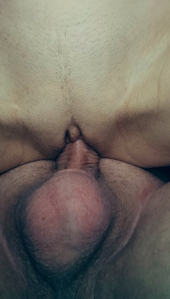 : ) - RiskyLovers