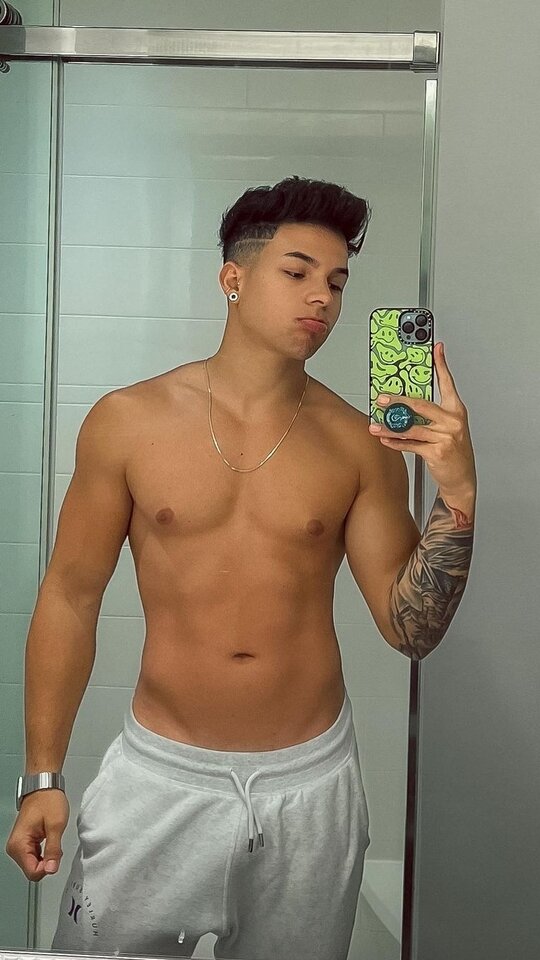 photo_editor_ds_1679349405089.jpg - Kcpxmm