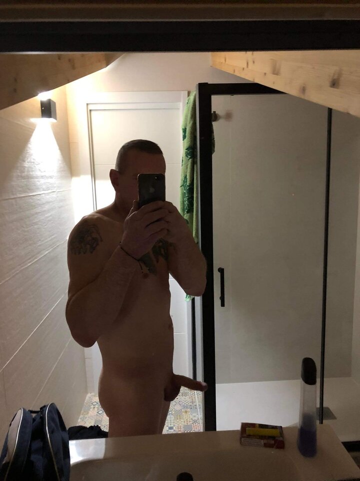 915AAA3C-98EA-4EB9-8942-53A8435F4E03.jpeg - goldenp