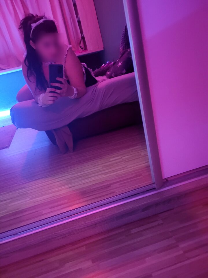 Chętnie umówię się z KOBIETĄ 😈🌺 - OgnistaSandrunia