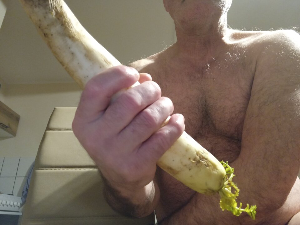 20230329_230655.jpg - Thomas57