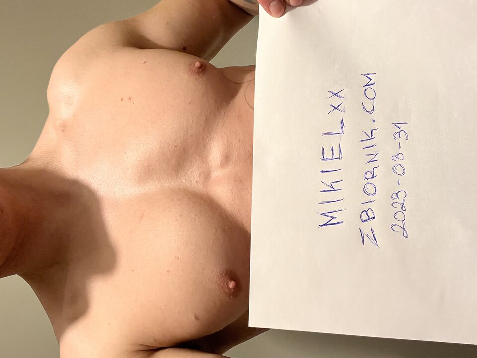 8152A027-3BE2-4457-8684-5683C96BDA2B.jpeg - Mikielxx