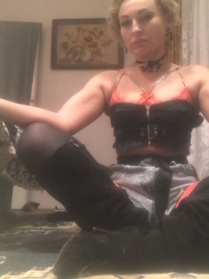 02AC016C-0948-49B5-9A46-9F605F0BE58C.jpeg - YourBlackAngel