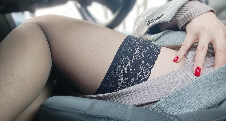 auto.jpg - NyLoN_WiFe