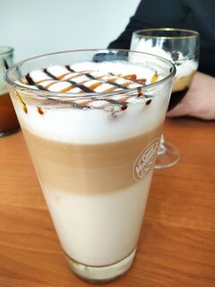 Pyszna kawusia na deser po ......