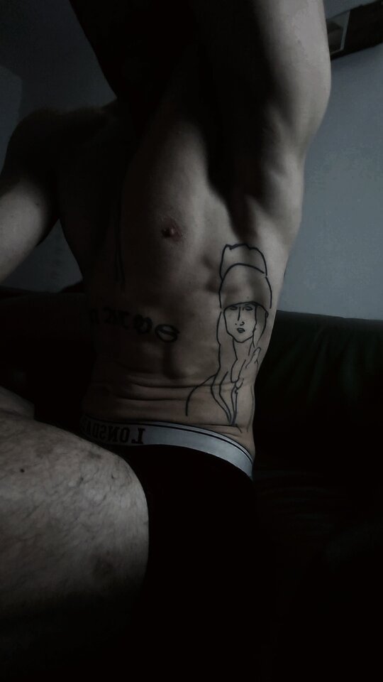 VideoCapture_20230413-210241.jpg - SonnyCrokett