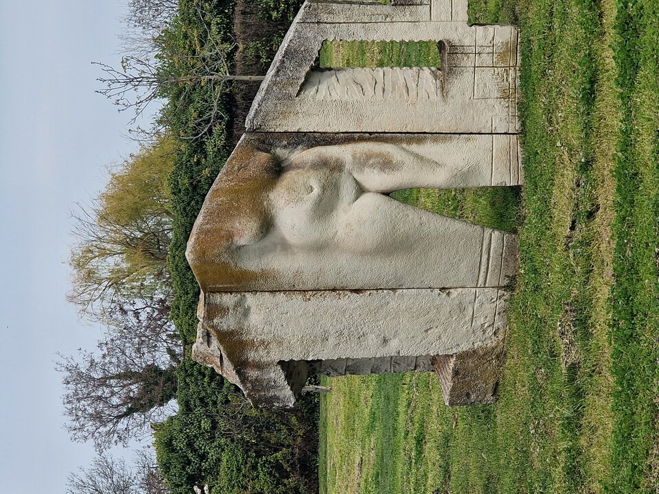 Rzeźba plenerowa 1 - KiciKiciCouple