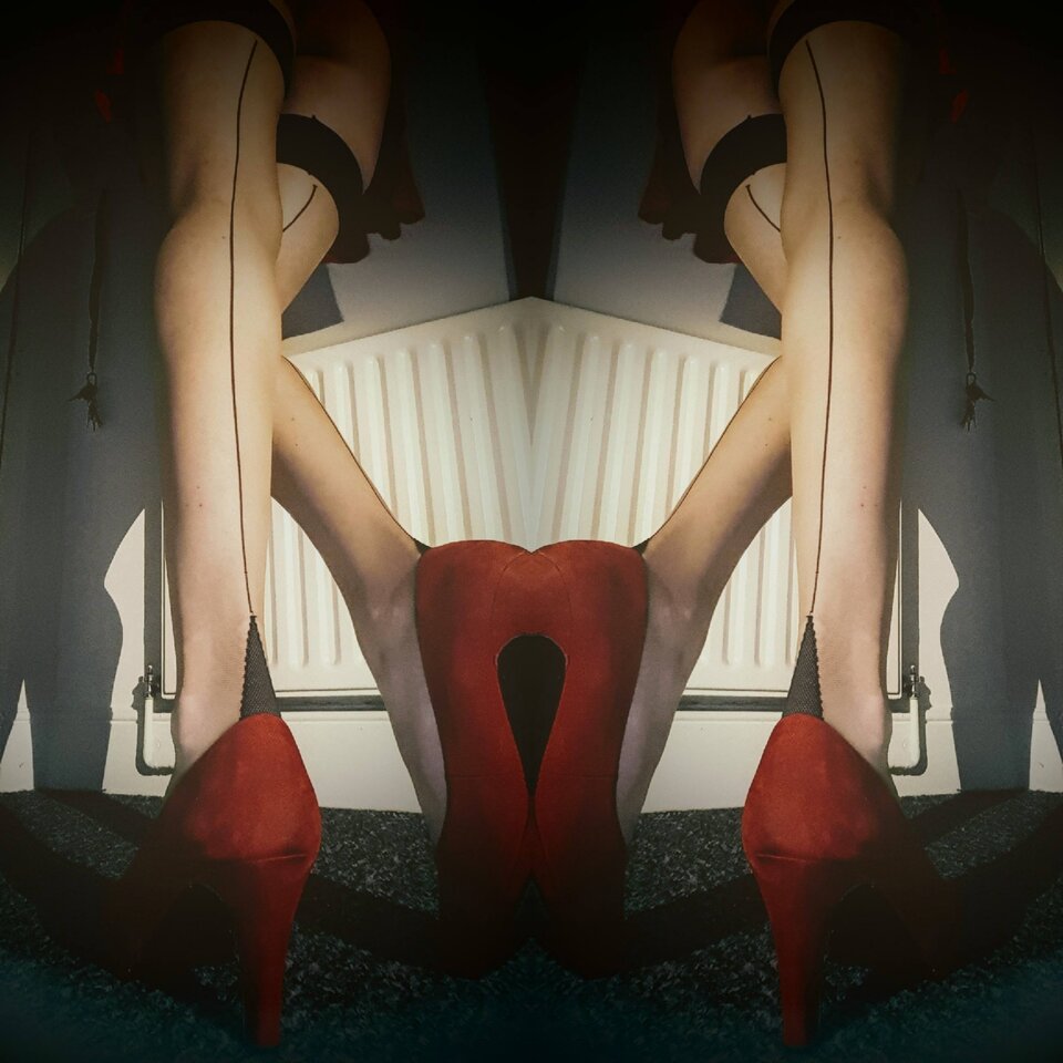 722839453_mirror.jpg - Allice11778