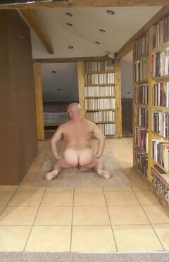 2023-04-16 22.24.33.jpg