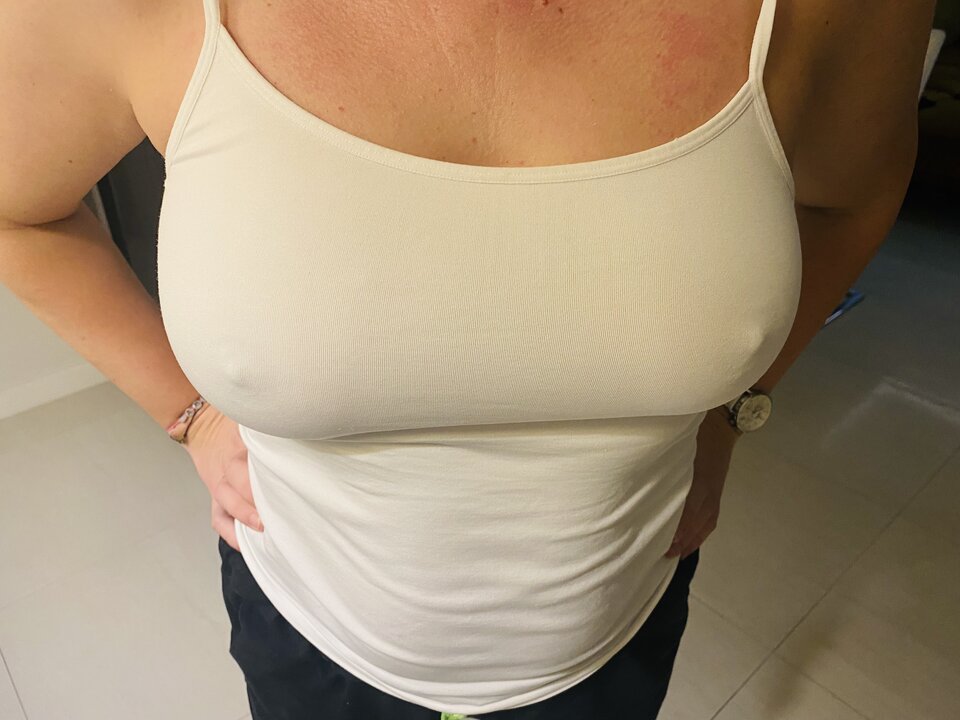 7CB439FC-965F-4328-8FBD-0502D0078481.jpeg - lesnaparty