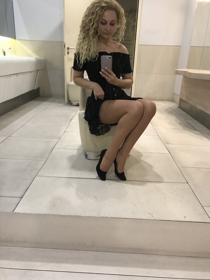 99DF906A-5947-4B9E-8CB7-FEA9272DCF3D.jpeg - YourBlackAngel