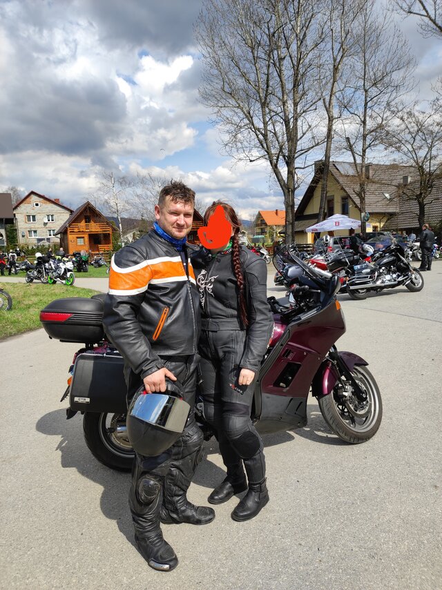niomek