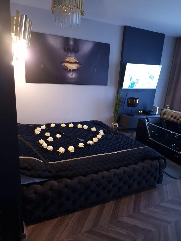 8D25D5E4-ADA6-4A46-AF41-676663069336.jpeg - Apartament72