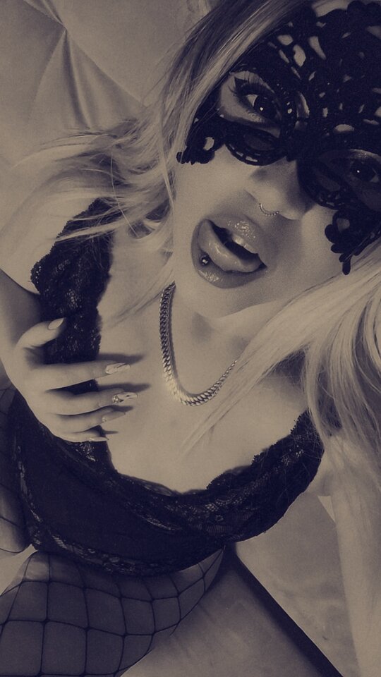 Snapchat-989482765.jpg - SexiAndrea