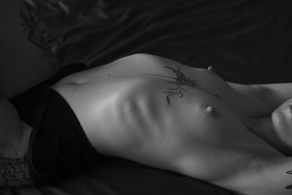 Black&White.jpeg - Parrots