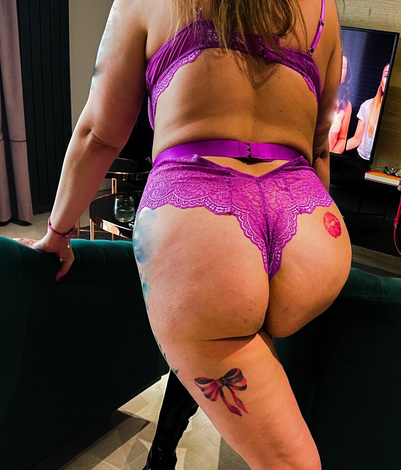 Pinky - We_know_HTML