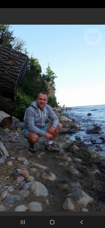 Screenshot_20220908-201412_Badoo.jpg - Wojciech888
