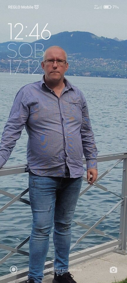 Screenshot_2022-12-17-12-46-46-516_lockscreen.jpg - bizon334