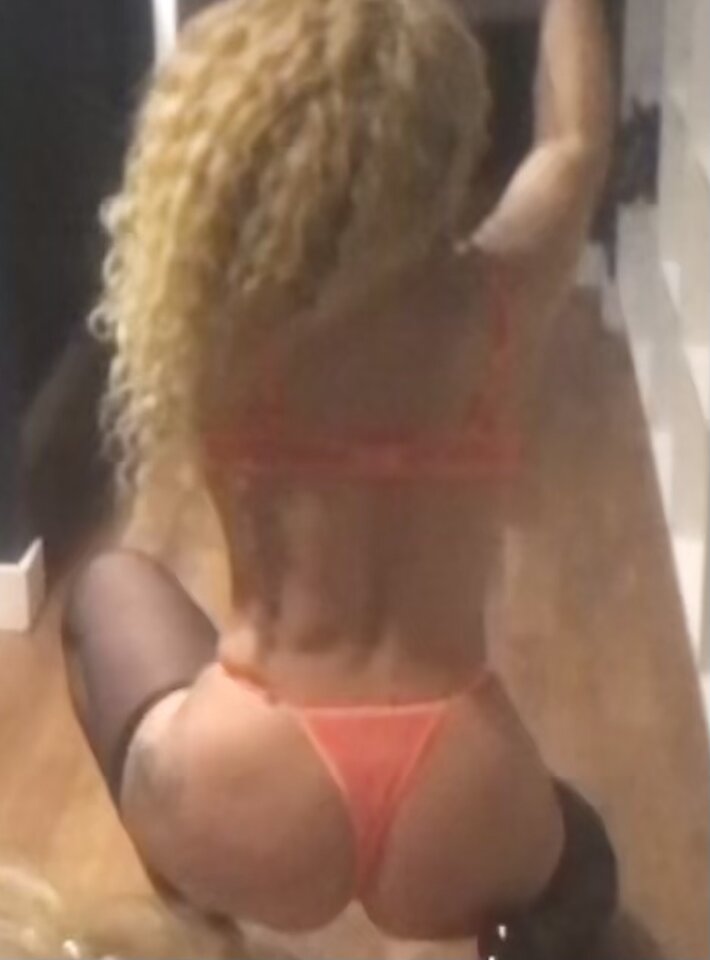 04806326-BF42-4CF8-BA48-F40D4E614138.jpeg - YourBlackAngel