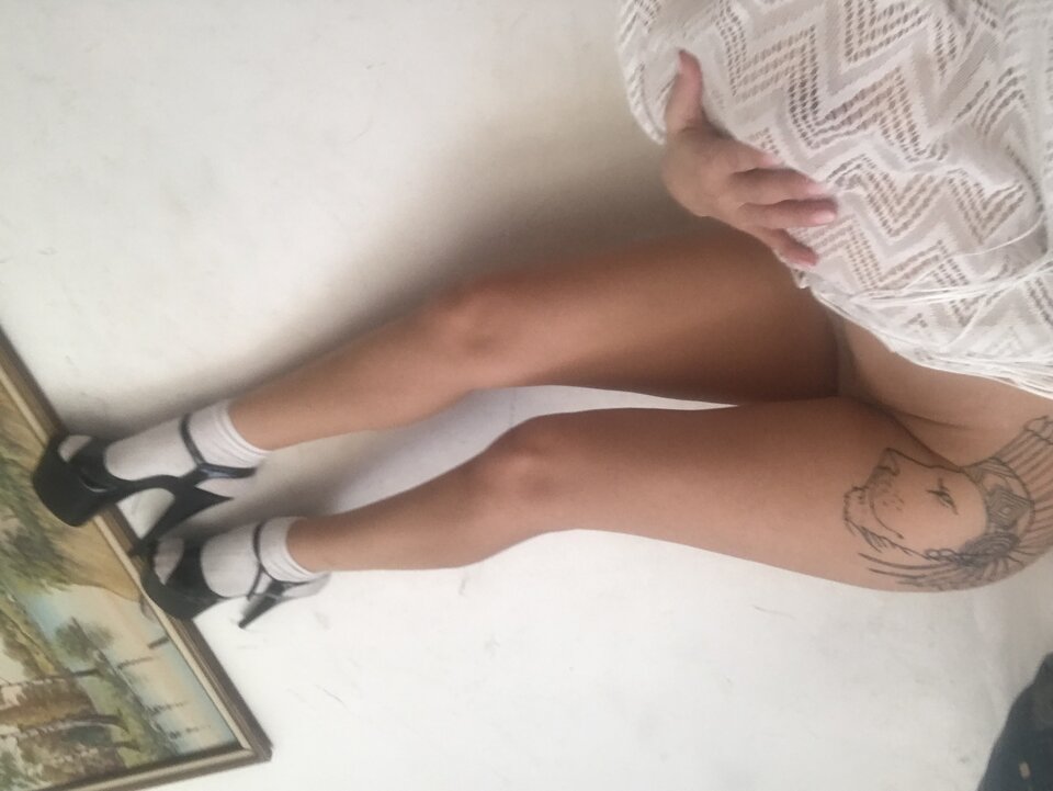 4B65E775-523B-42A0-BE08-8017CDF31FA2.jpeg - YourBlackAngel