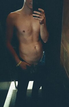 133618_725~3.jpg