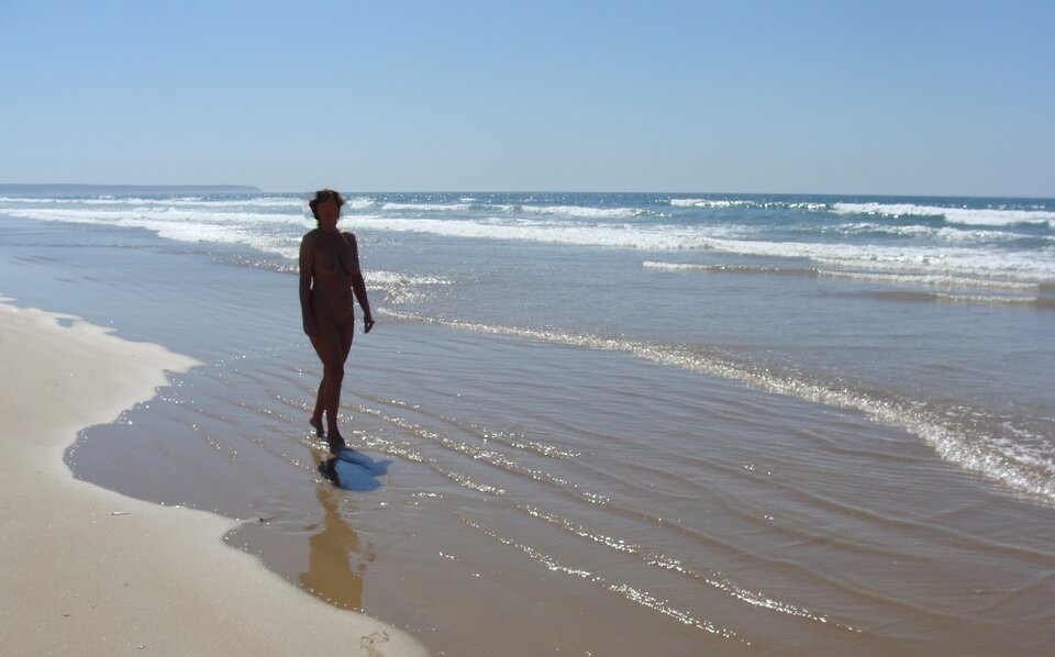 spacer 2.jpg - woman07man14