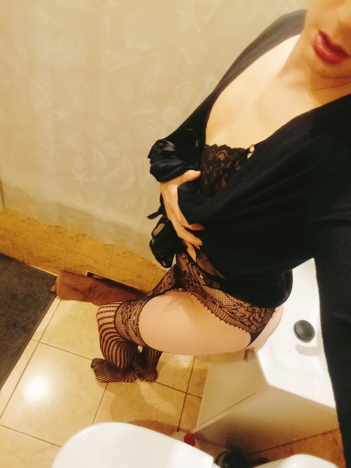 16837506087486013144946350230616.jpg - Bisexi1