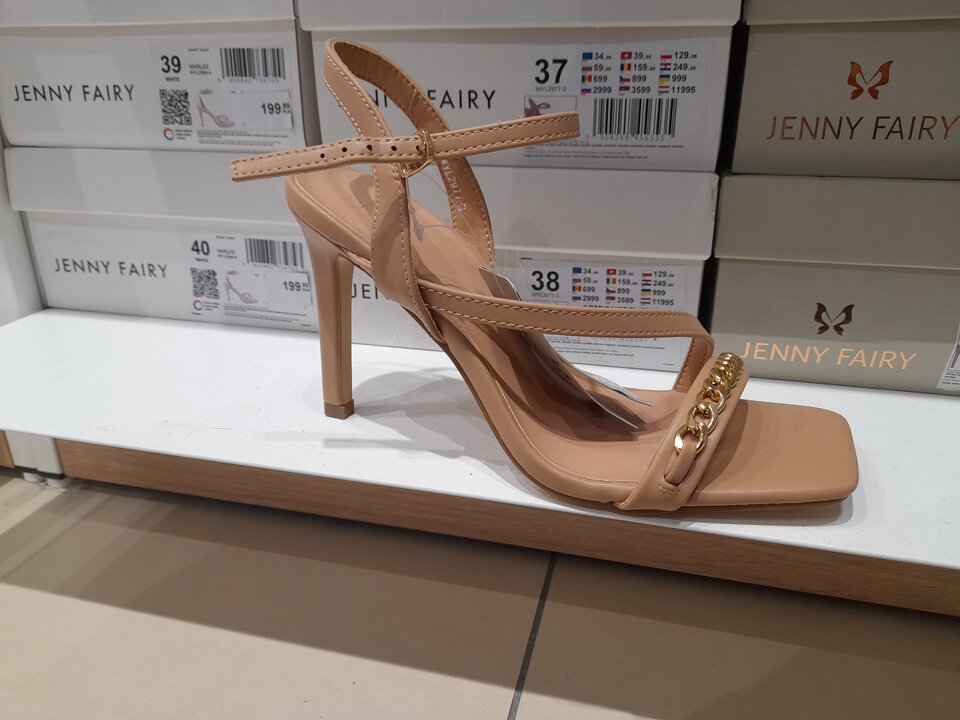 20230511_105816.jpg - Anika400