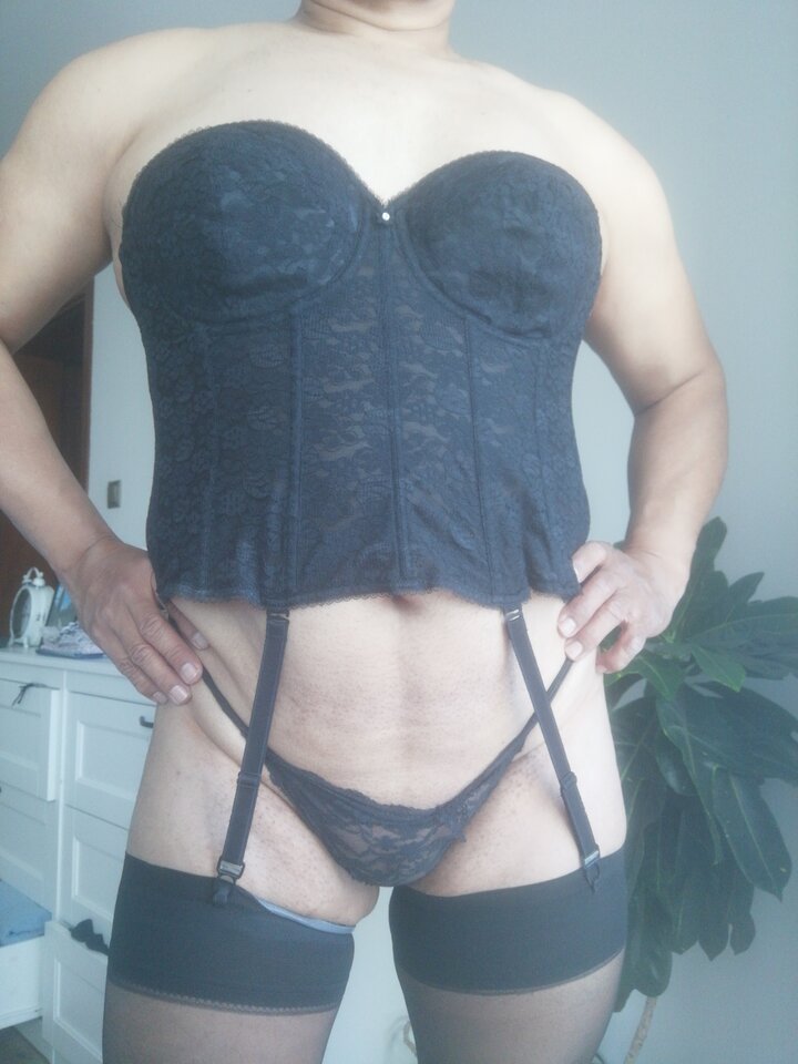 16838757110802032818985626836.jpg - lickemydick