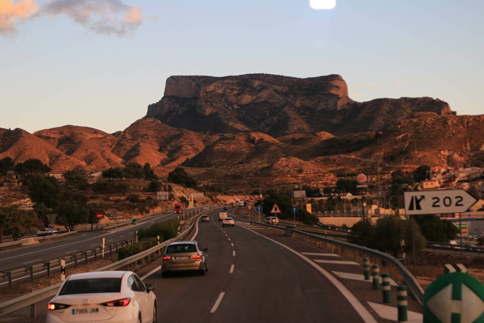 received_146663304967920.jpeg - WatchFull