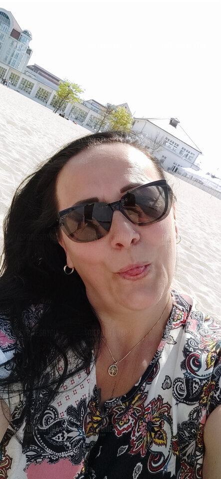 Ojj jeszcze trochę i na staniczku 😘😜 - NicponieGdynia