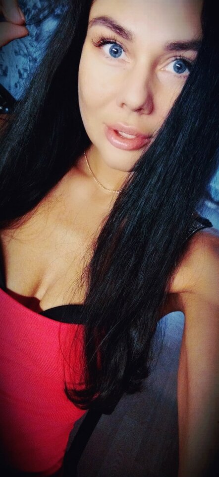F6KuRDea7OE.jpg - SelenaGold
