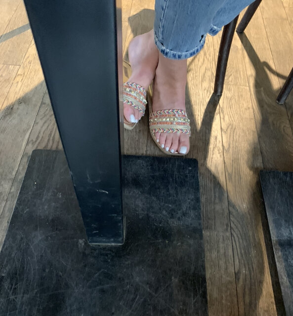 piękne stopki z pięknymi długimi zadbanymi paznokciami kocham - Rafczi1266