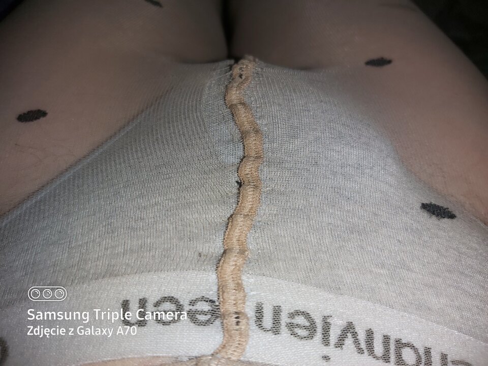 20210415_073100.jpg - Socksfeetxxx