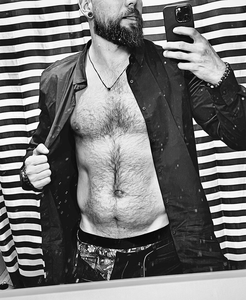 just casual , no dick :D  - Misi3k666